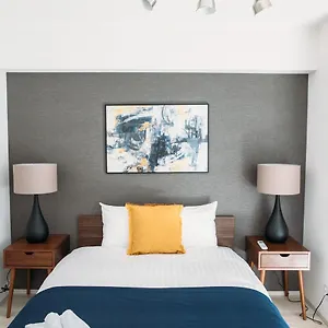 Dash Living Nihonbashi 아파트호텔